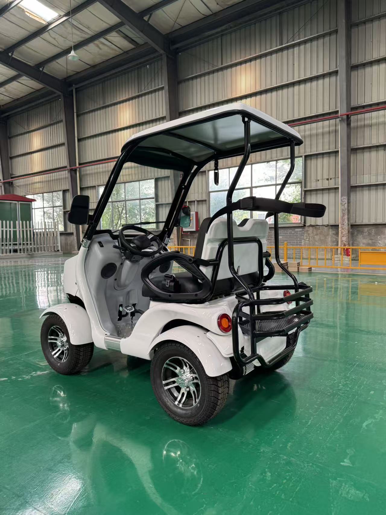 SR–Raptor Single-Rider Cart